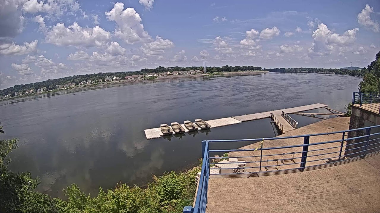 Raoul Boathouse River View